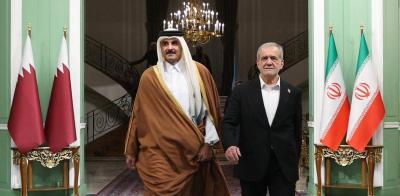 أمير قطر يتسلم رسالة خطية من الرئيس الإيراني بزشكيان