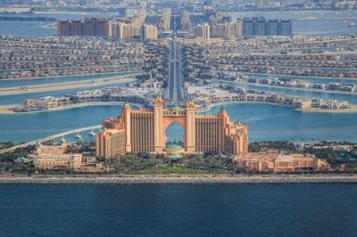 الإمارات وجهة الأثرياء الأولى عالمياً في 2025