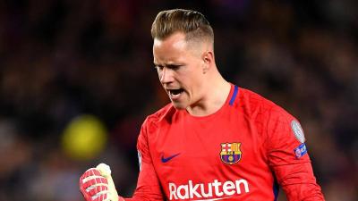 موناكو يرمي بحبل إنقاذ لبرشلونة