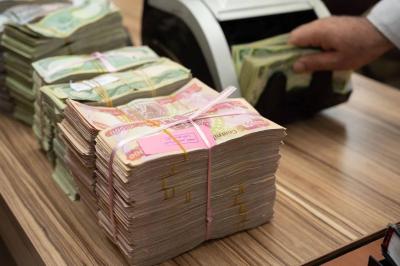 تهدئة بين بغداد وأربيل.. السوداني يتّصل ببارزاني واتفاق على صرف رواتب أيار