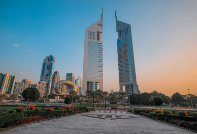 الإمارات.. مركز عالمي للذكاء الاصطناعي