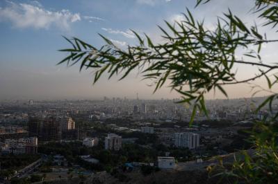 إغلاق المجال الجوي في غرب إيران ووسطها أمام الرحلات الدولية