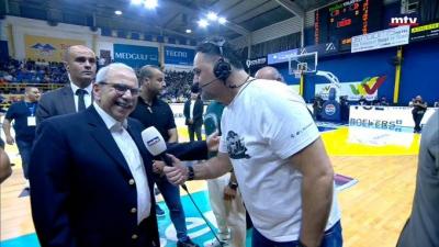 بالفيديو:  نواف سلام في ملعب الرياضي