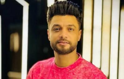 بعد وفاة أحمد عامر.. طبيب يحذر: لا تتجاهلوا أعراض الحموضة!