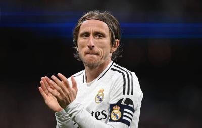 أليغري يعلن ضم مودريتش إلى ميلان الإيطالي