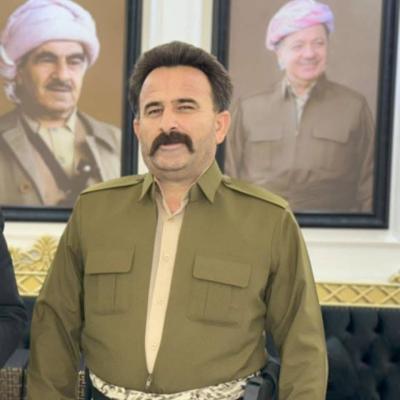 زعيم 