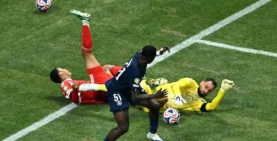 بعد اتهامه بالتسبب في إصابة موسيالا... دوناروما يعلق
