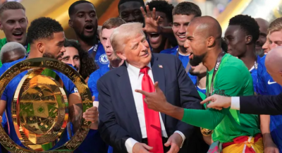 قارئ شفاه يكشف ما قاله لاعب تشيلسي عن ترامب أثناء التتويج
