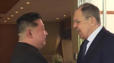كيم يستقبل لافروف.. وموسكو تحذر واشنطن من تهديد أمن بيونغ يانغ