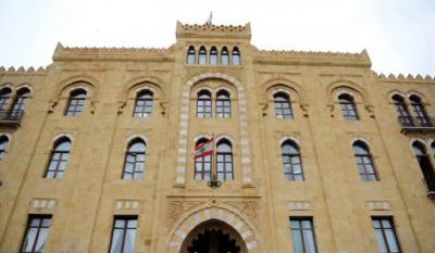 بلدية بيروت: إزالة التعديات عن أعمدة الانارة التابعة لبلدية بيروت