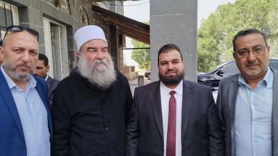 الشيخ الهجري يفر مع نجله الى إسرائيل بعد تحرير السويداء