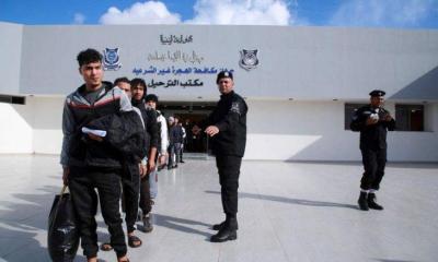 ليبيا... سلطات مكافحة الهجرة غير الشرعية ترحل 700 سوداني