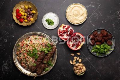 للحد من خطر السمنة وداء السكري... موعد الوجبات مفتاح الحل