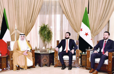وزير كويتي يناقش في دمشق ملف المزورين السوريين للجنسية الكويتية