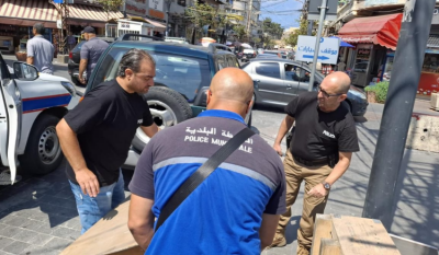شرطة بلدية صيدا واصلت إزالة التعديات في السوق التجاري