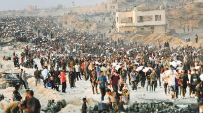مقتل 10 من منتظري المساعدات في غزة بنيران إسرائيلية