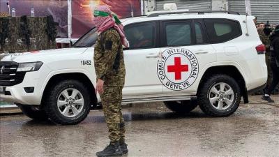 إعلام عبري: الوسطاء وإسرائيل بانتظار رد حماس