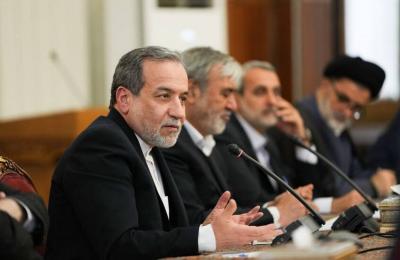 عراقجي: نتمسك بالتخصيب ونرفض التهديد