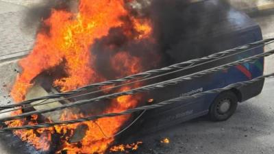 احتراق سيارة في جزين.. هل من استهداف؟