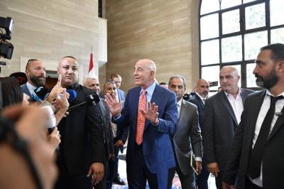 أميركا تُصر على جدول زمني لتسليم السلاح قبل نهاية العام