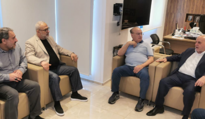 لقاء بين وهاب ووفد من 
