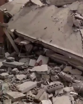 بالفيديو- انهيار مبنى في منطقة الحوش - صور كان قد استُهدف سابقًا
