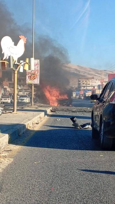 غارة على سيارة على طريق المصنع في البقاع (صورة)