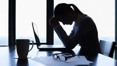 خسائر فادحة.. الإجازات المرضية صداع يهدّد الحكومات الأوروبية
