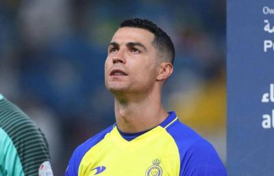 بينهم رونالدو... مانشستر يونايتد يحظر أسماء 3 أساطير