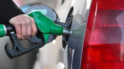 روسيا تمدد حظر تصدير البنزين حتى نهاية ايلول
