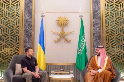 ولي العهد السعودي وزيلنيسكي يناقشان تطورات الأزمة الأوكرانية