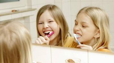 اكتشاف مركب طبيعي يحارب تسوس الأسنان... ومفاجأة عن الشاي