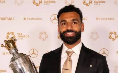 صلاح يكتب التاريخ... أول لاعب يفوز بجائزة الأفضل 3 مرات