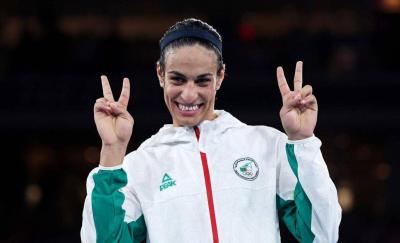 إيمان خليف تنفي اعتزالها الملاكمة بسبب اختبارات تحديد الجنس