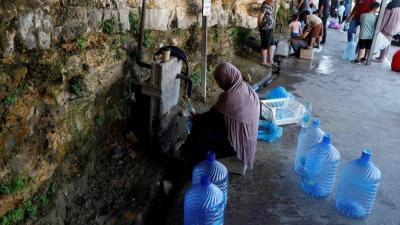 مستوطنون يقطعون المياه عن آلاف الفلسطينيين بالضفة الغربية