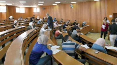 طلاب لبنانيون في جامعات سوريا مهددون بخسارة شهاداتهم!