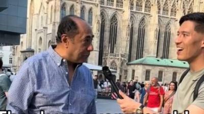فيديو لحسام زكي مع بلوغر شهير: زر مصر لتتأكد أنها أم الدنيا