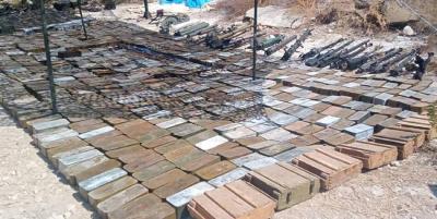 الجيش ينشر صورًا لكميّة السلاح الفلسطيني من مخيمَي البداوي وعين الحلوة