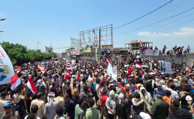 اغتيال مسؤولة حكومية في تعز يهز الشارع اليمني