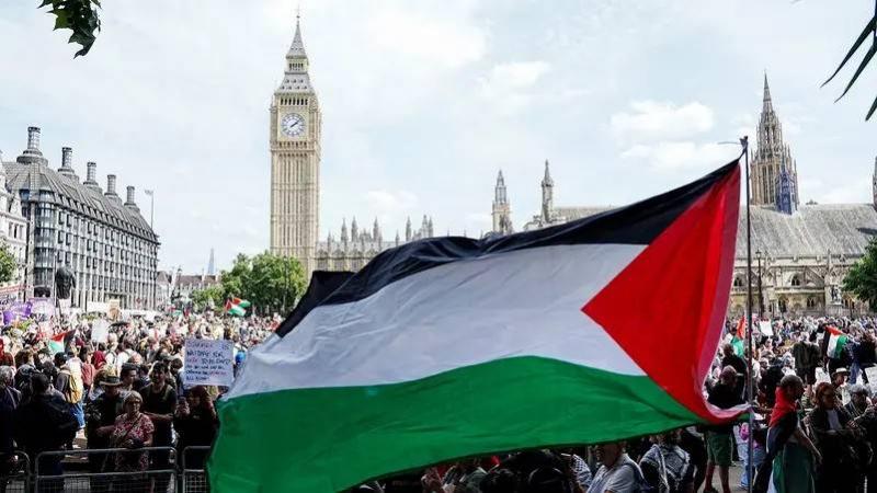 السعودية وقطر ترحبان بالاعتراف بدولة فلسطينية | وردنا