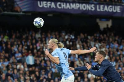 هالاند يكتب التاريخ برقم قياسي جديد في دوري أبطال أوروبا
