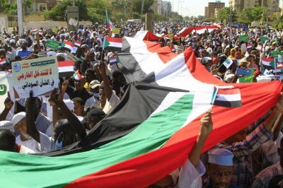 إطلاق مسيل للدموع على المحتجين في السودان