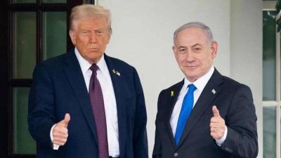 بدون موكب وسيارة بلا علَم.. مشهد غير مألوف خلال استقبال ترامب لـ نتنياهو