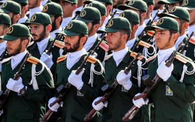 قائد بالحرس الثوري الإيراني يلمح لإمكانية زيادة مدى الصواريخ