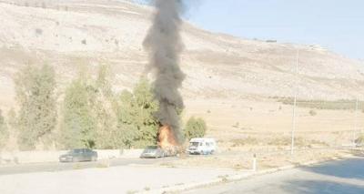 بالفيديو- قتيلان باستهداف سيارة على طريق كفررمان