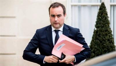 رئيس وزراء فرنسا ينجو من حجب الثقة