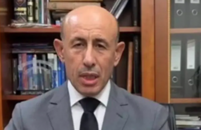 استدعي منذ شهر.. أول تعليق من دمشق على فيديو قنصلها بدبي