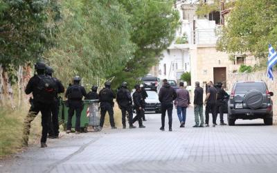 اليونان… قتلى وجرحى إثر إطلاق نار في جزيرة كريت