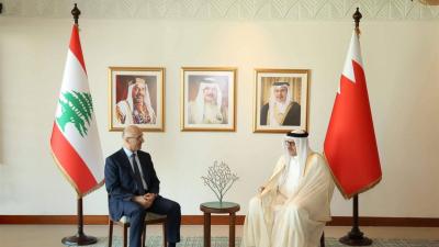 الحجار يلتقي وزير الخارجية البحريني