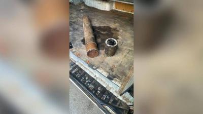 بالصورة: صاروخ داخل سيارة في البوشرية